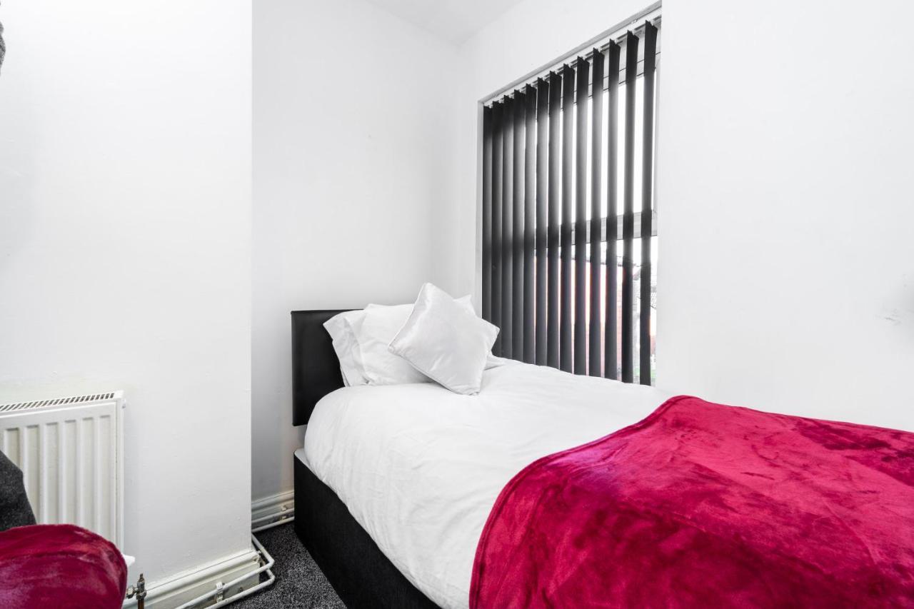 Spacious 2 Bed House With Free On Street Parking Villa Birmingham Exterior photo